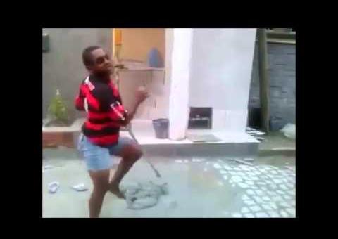  Flamenguista pedreiro fazendo quadradinho tipo borboleta